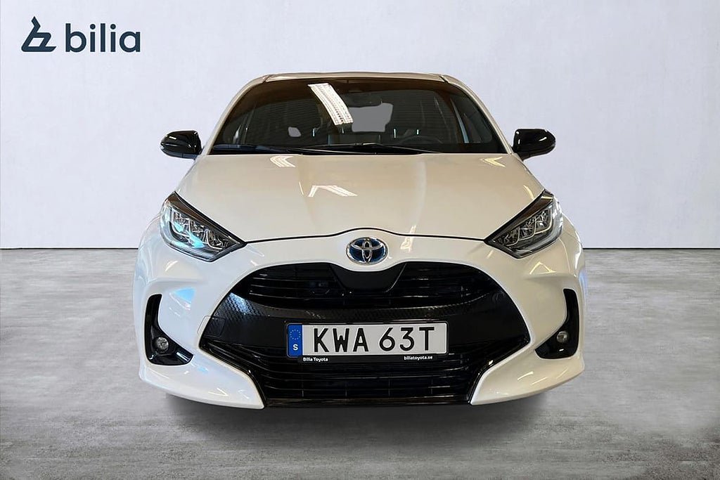 Vehicle Image 6