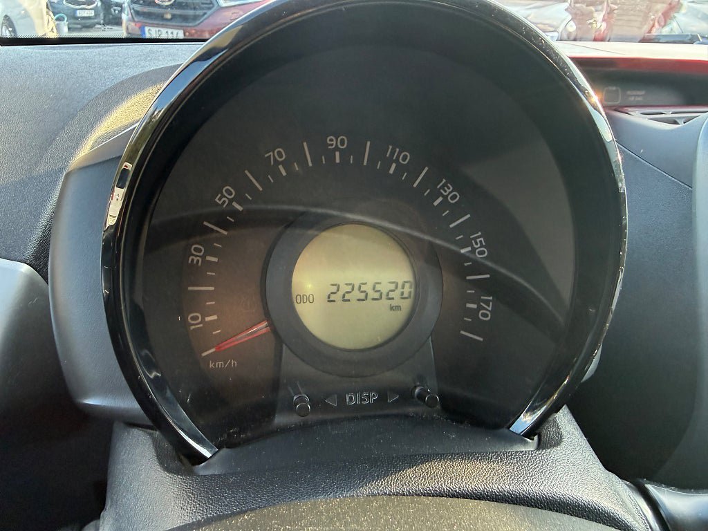 Vehicle Image 17