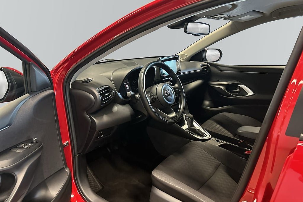 Vehicle Image 5