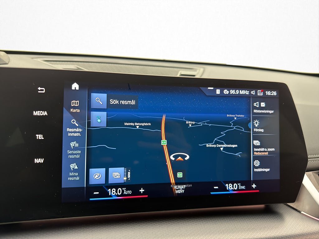 Vehicle Image 18