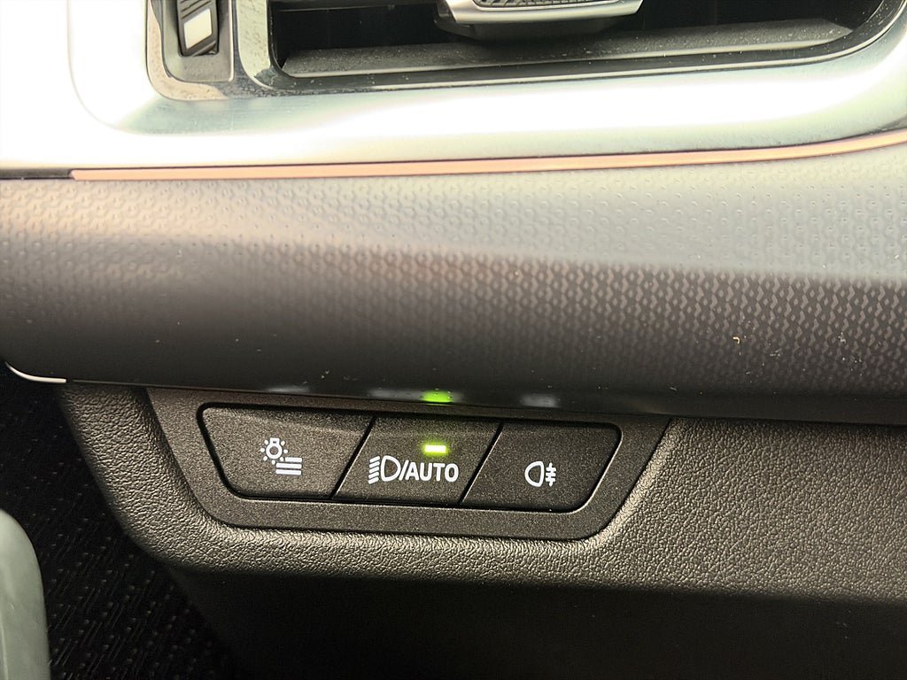 Vehicle Image 29