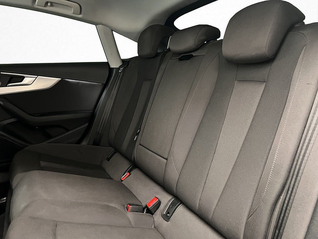 Vehicle Image 31
