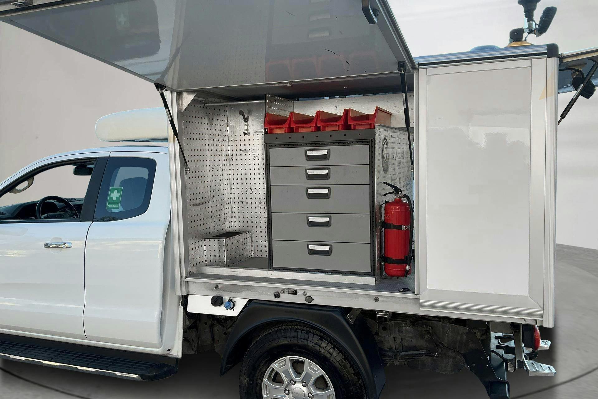 Vehicle Image 12