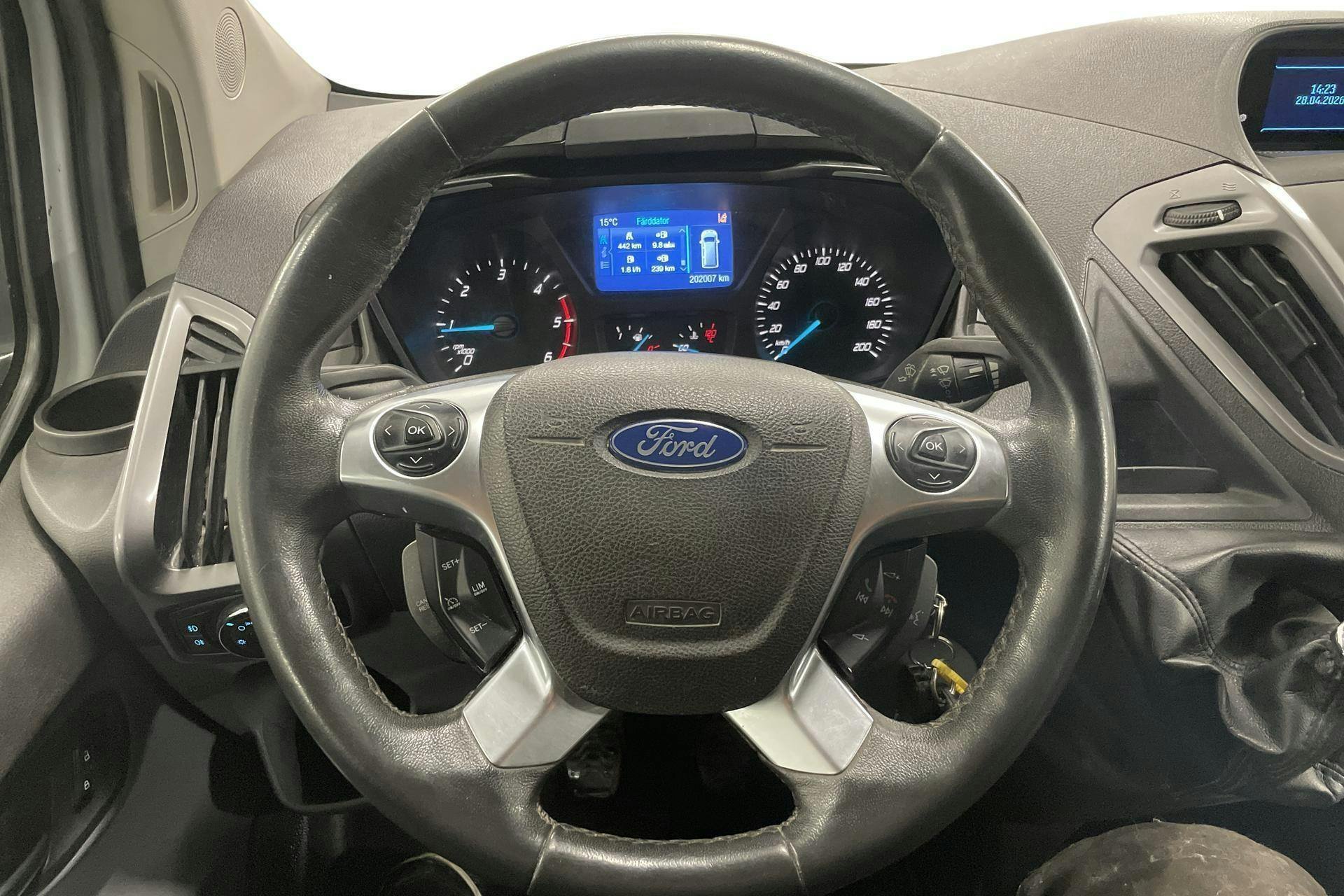 Vehicle Image 12