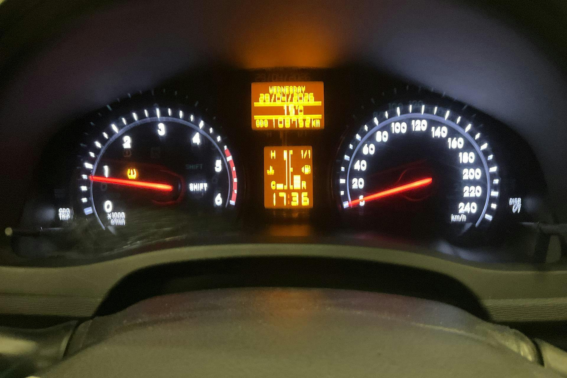 Vehicle Image 11