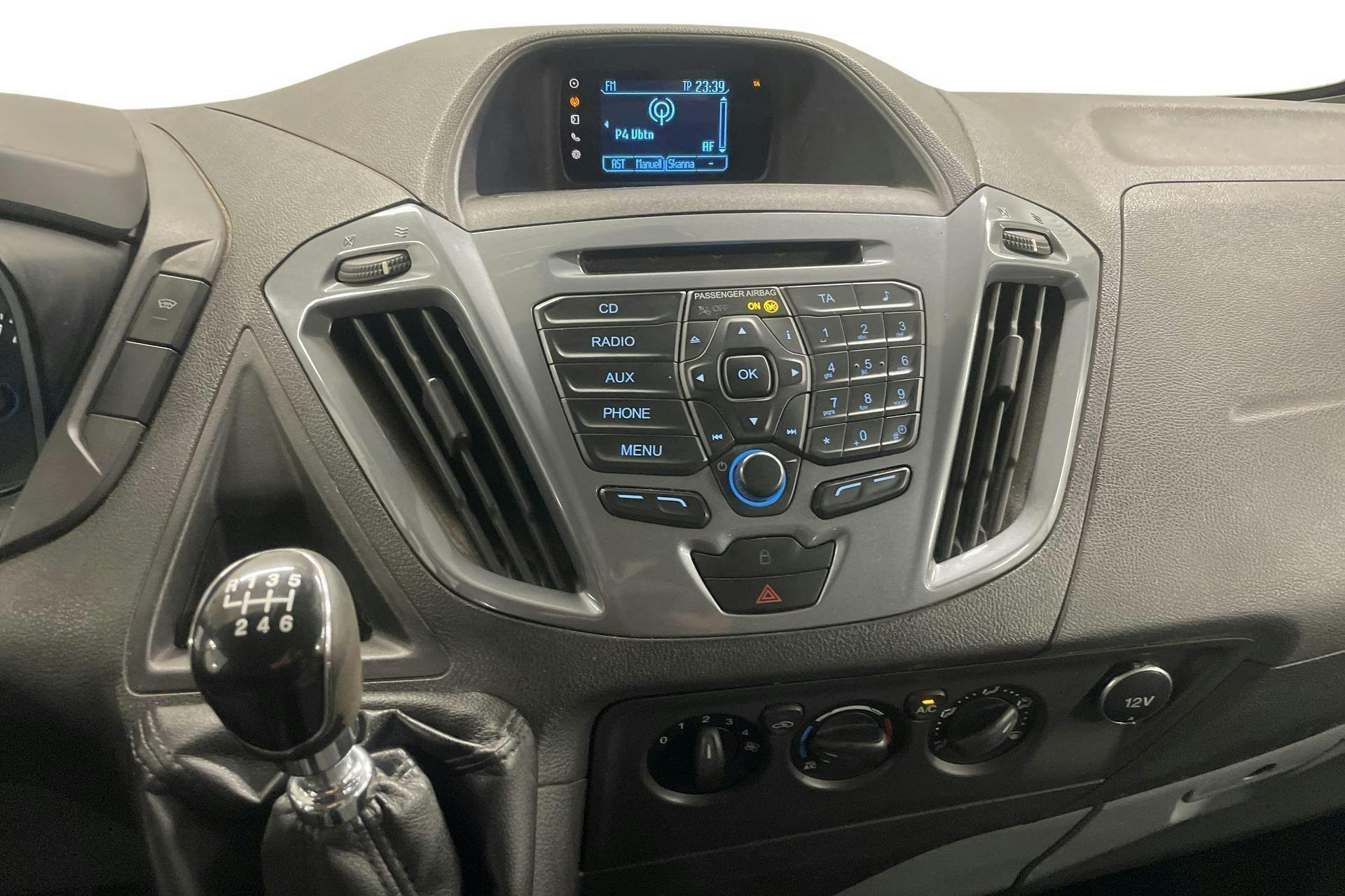 Vehicle Image 13