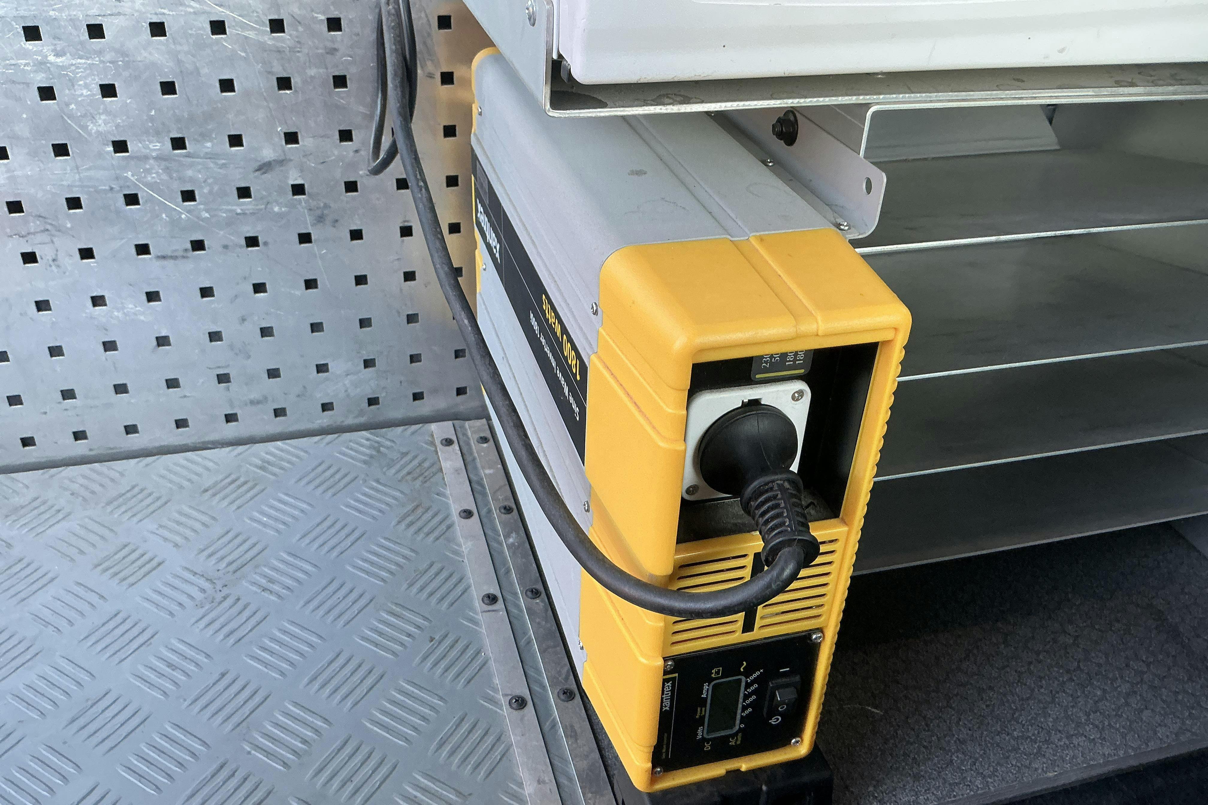 Vehicle Image 15