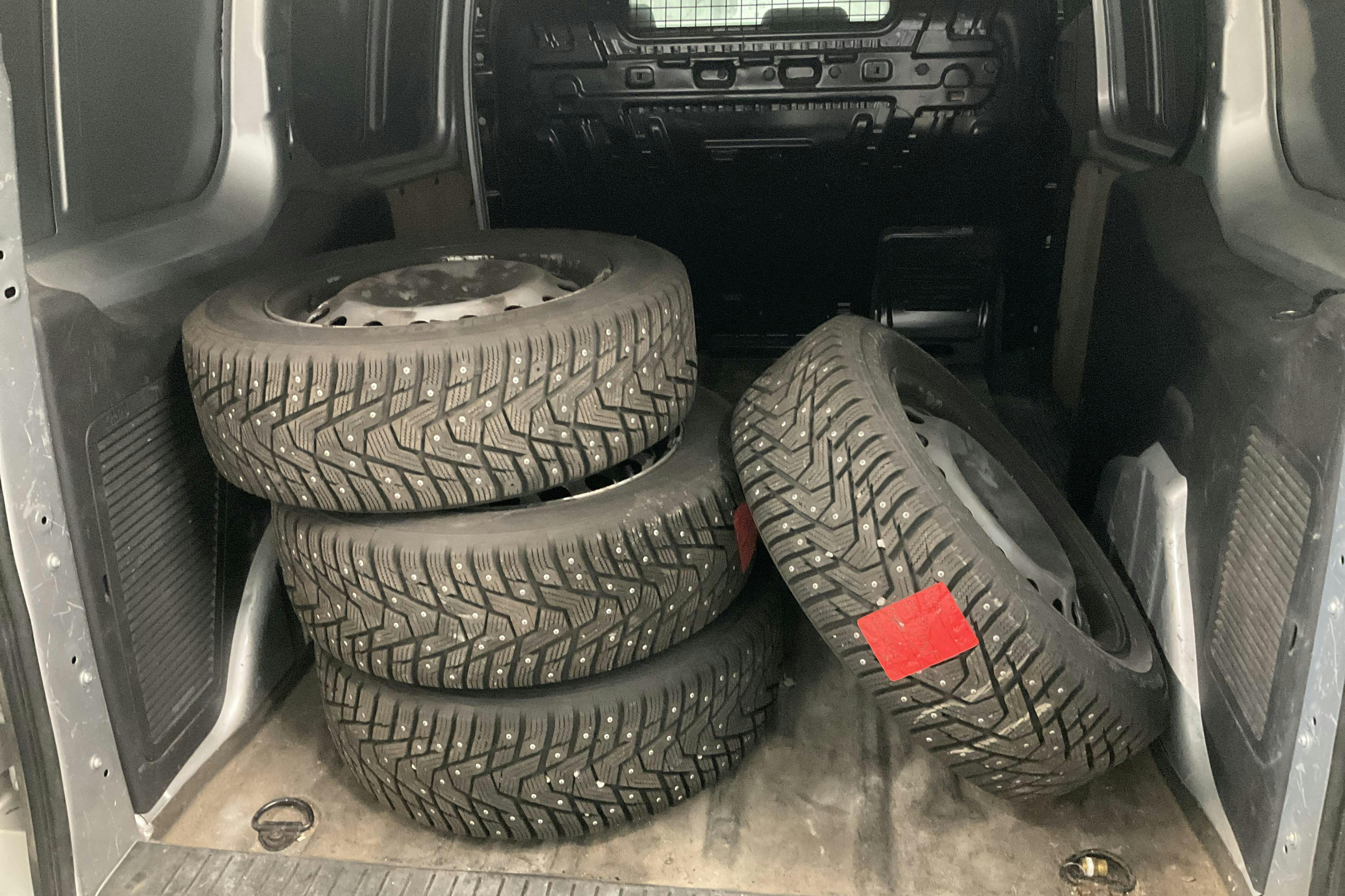 Vehicle Image 13