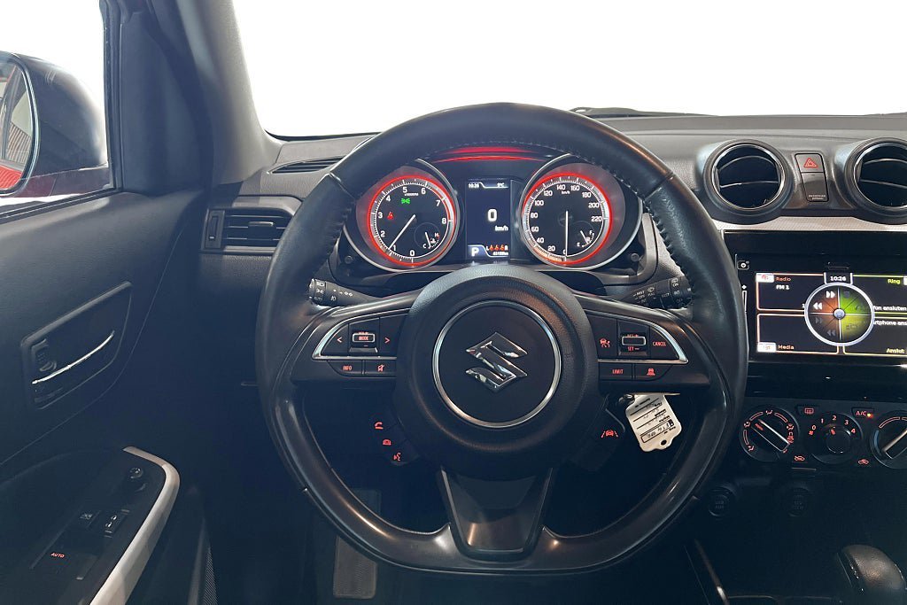 Vehicle Image 18