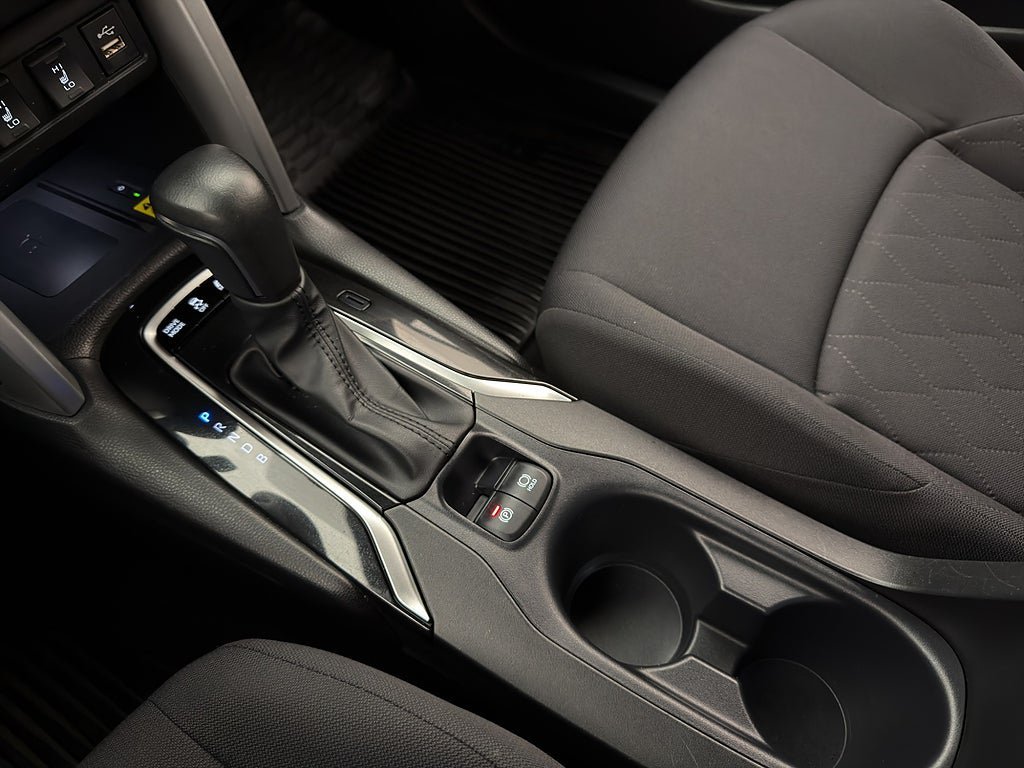 Vehicle Image 21