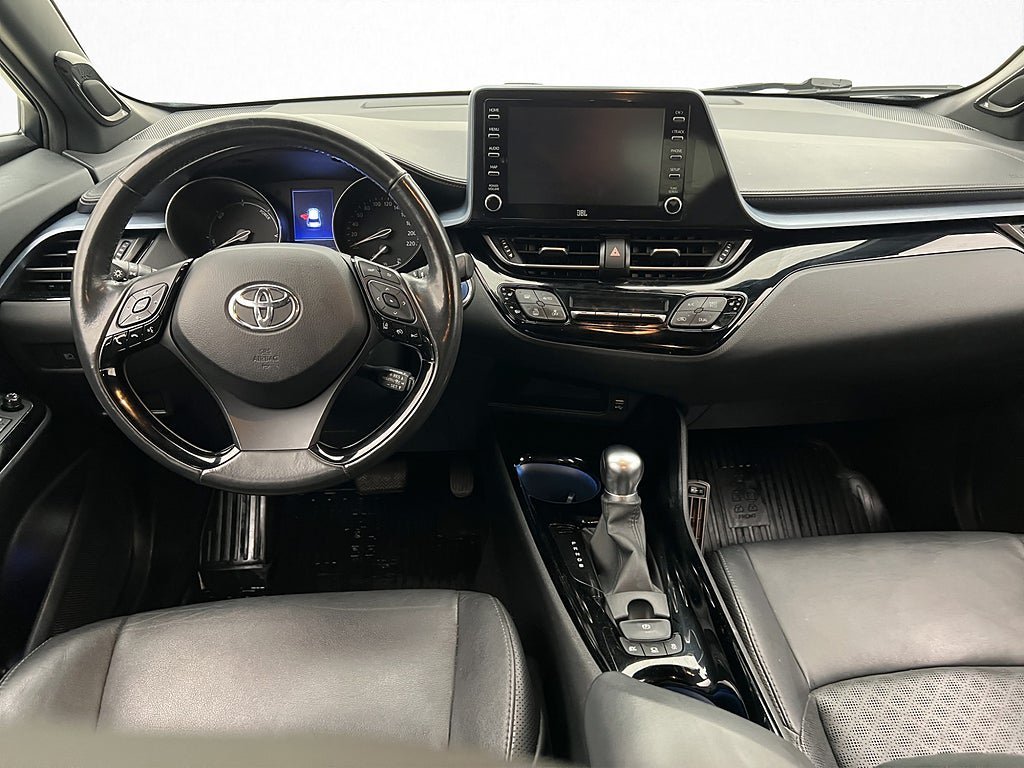 Vehicle Image 14