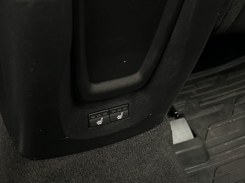 Vehicle Image 26