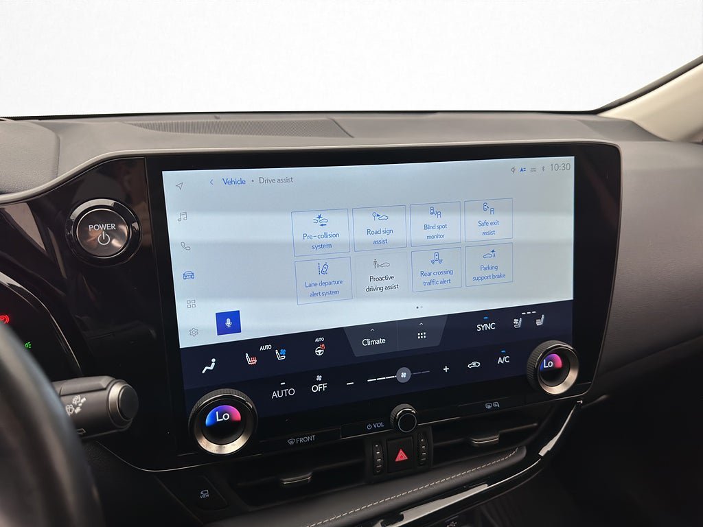 Vehicle Image 19
