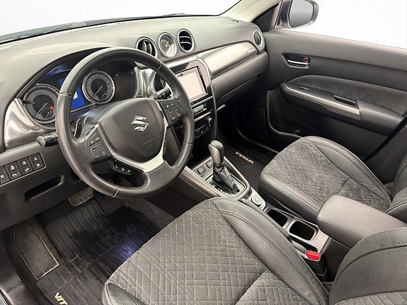 Vehicle Image 10