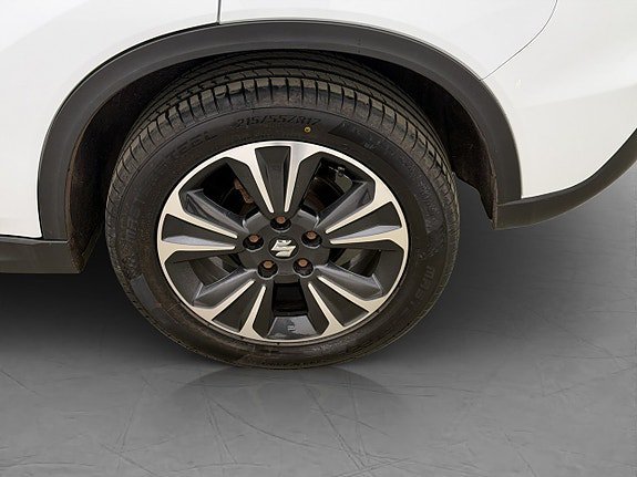Vehicle Image 33