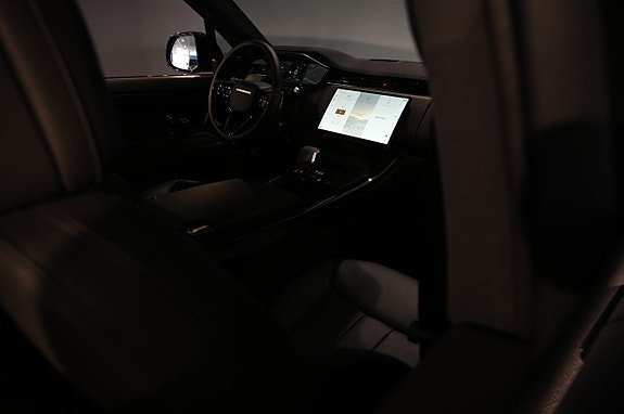 Vehicle Image 19