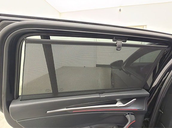 Vehicle Image 34