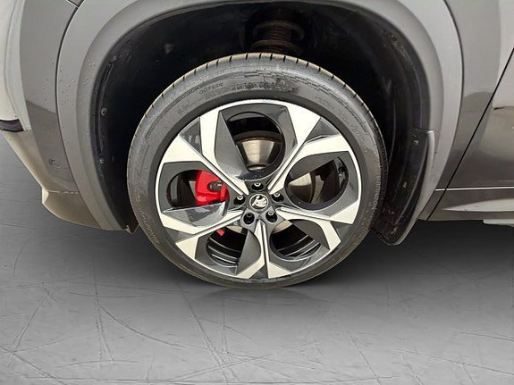 Vehicle Image 35