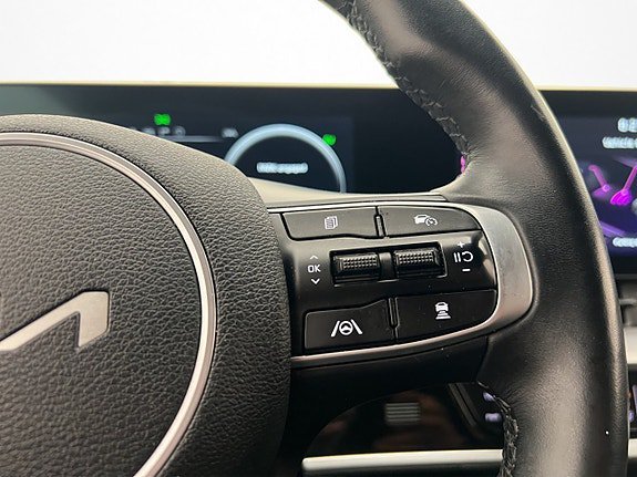 Vehicle Image 26
