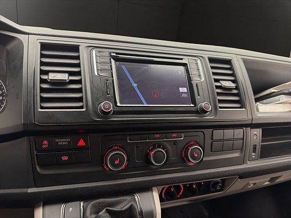 Vehicle Image 27