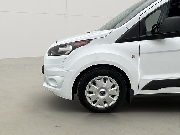 Vehicle Image 28