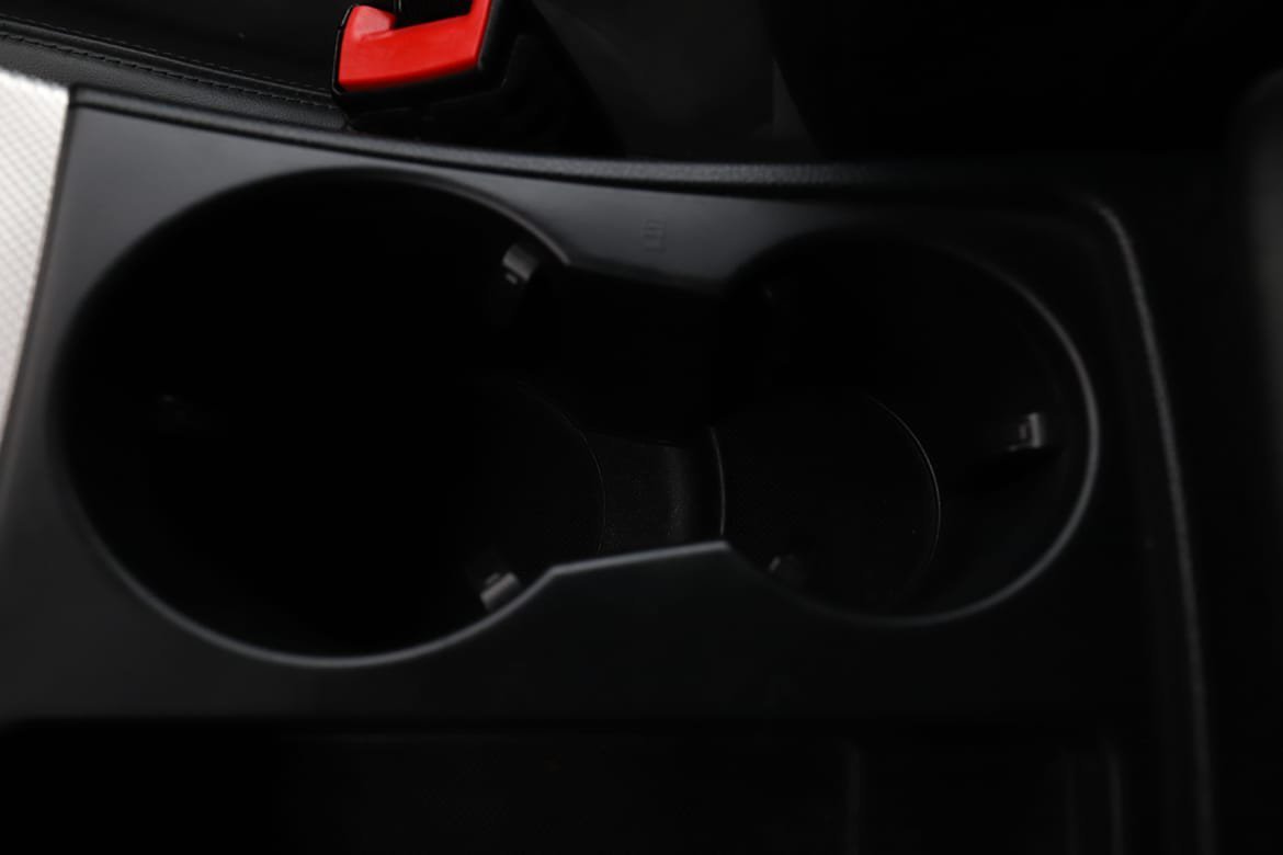 Vehicle Image 25