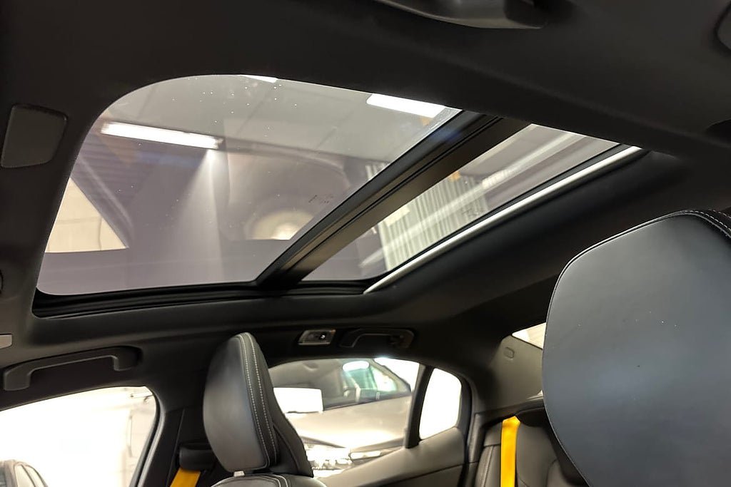 Vehicle Image 21