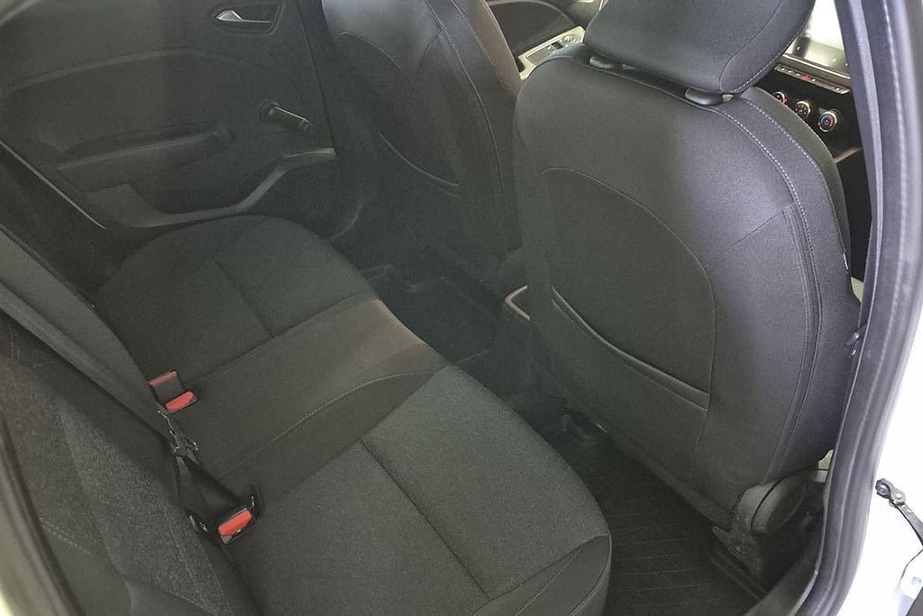 Vehicle Image 17