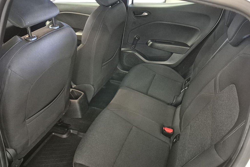 Vehicle Image 18