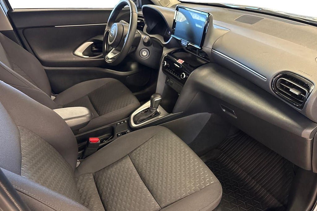 Vehicle Image 7