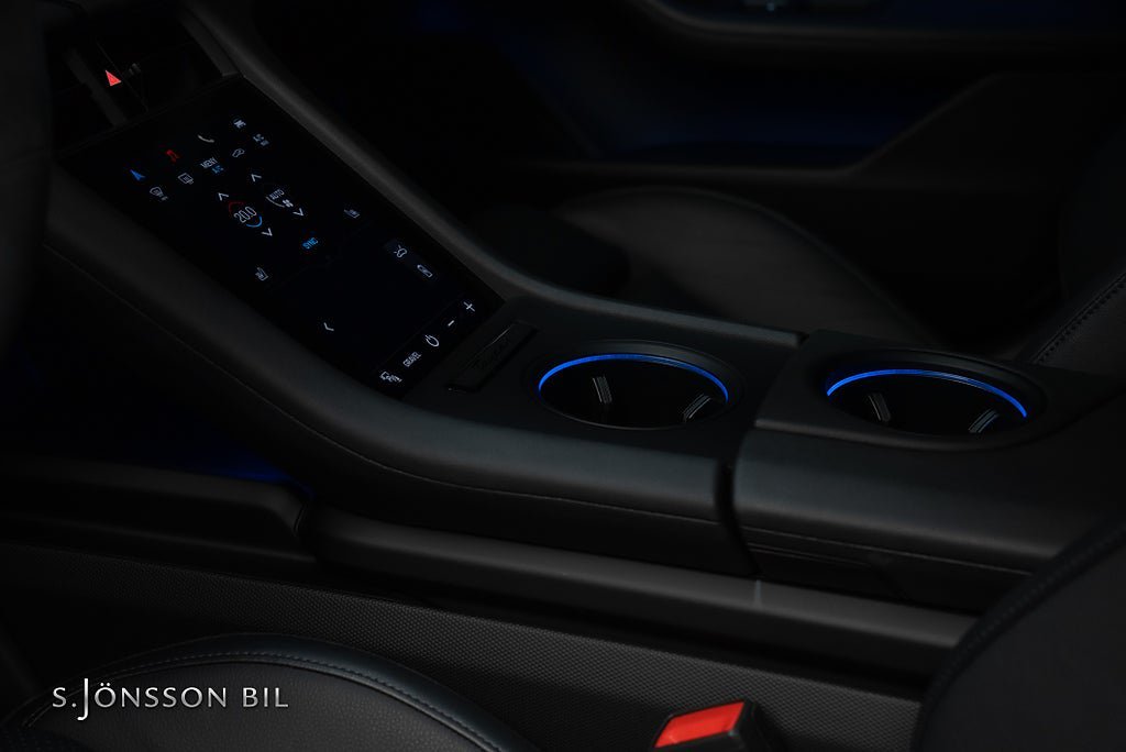 Vehicle Image 23
