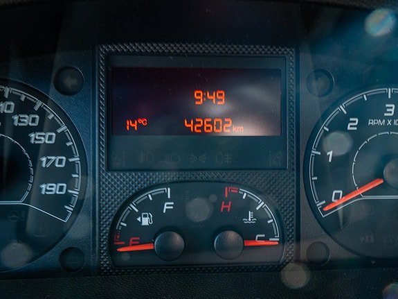 Vehicle Image 16