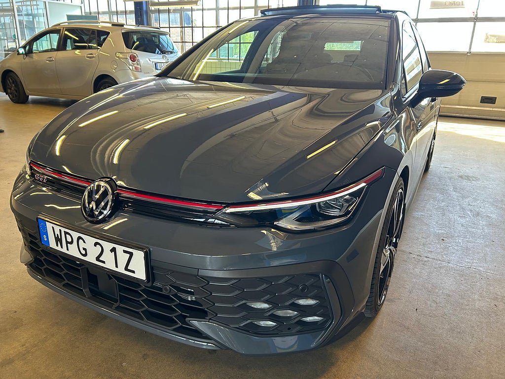Vehicle Image 31