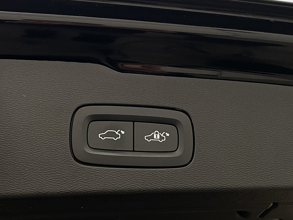 Vehicle Image 29