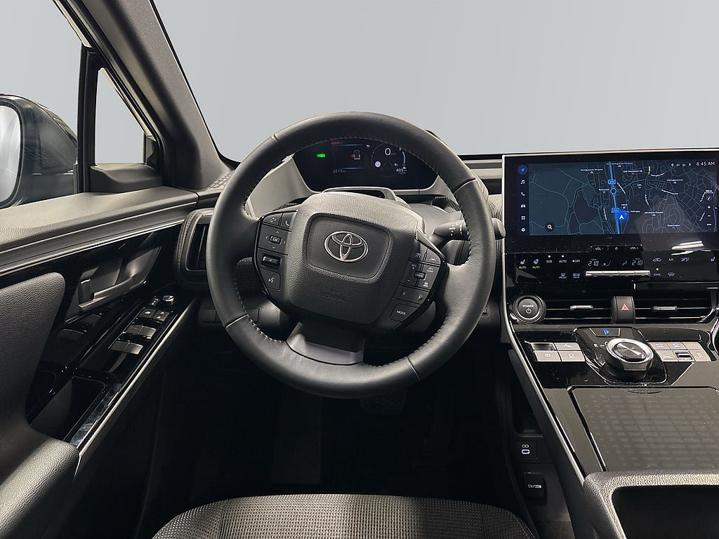 Vehicle Image 9