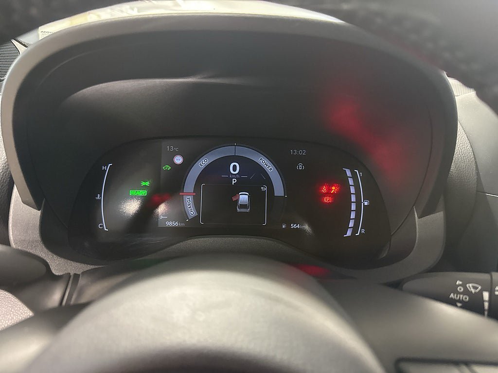 Vehicle Image 12