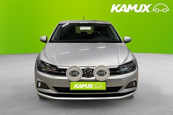 Vehicle Image 6