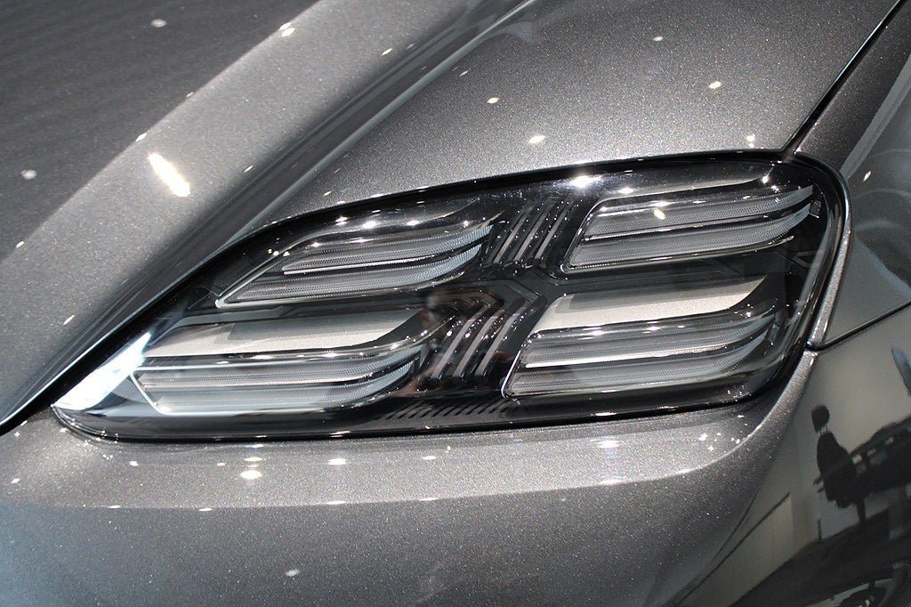 Vehicle Image 10