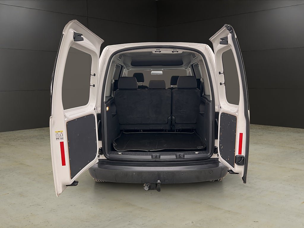 Vehicle Image 13