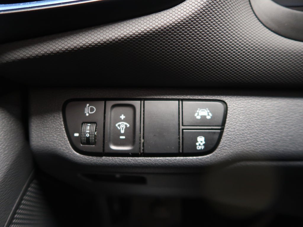 Vehicle Image 33