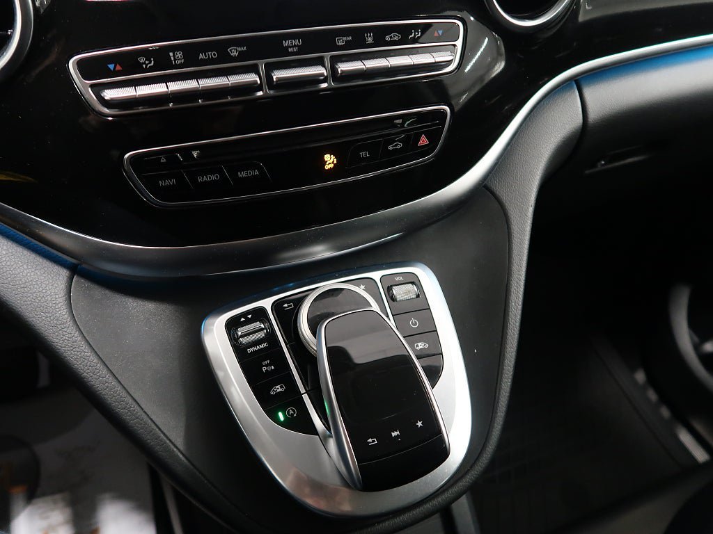 Vehicle Image 39