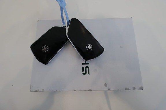 Vehicle Image 32