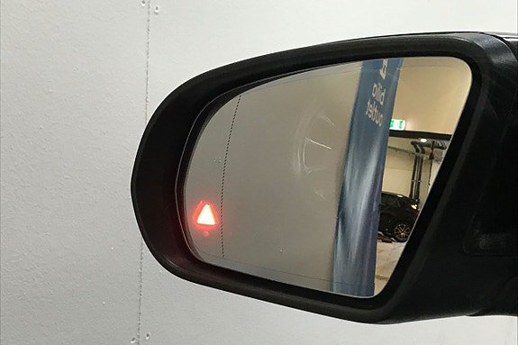 Vehicle Image 34
