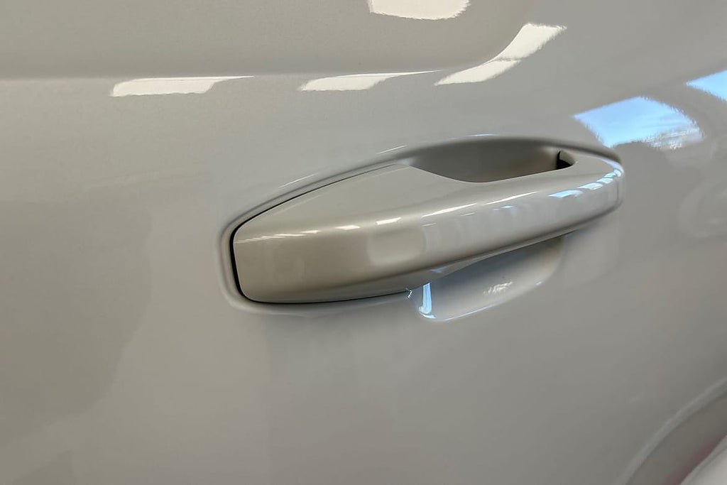 Vehicle Image 22