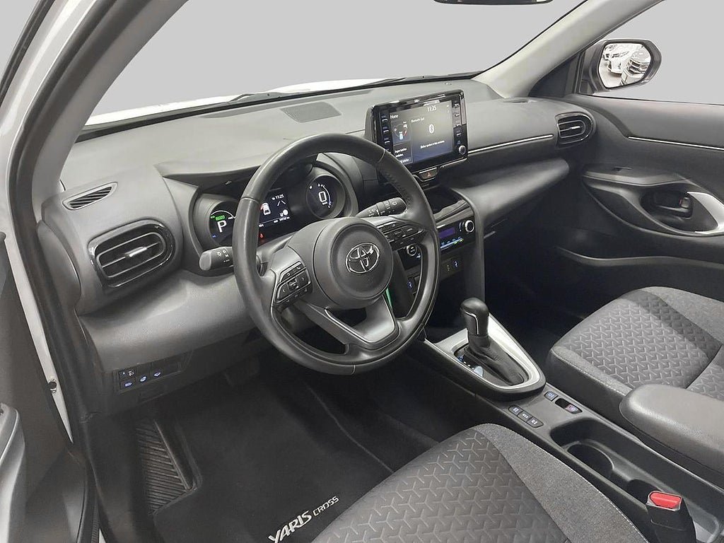 Vehicle Image 14