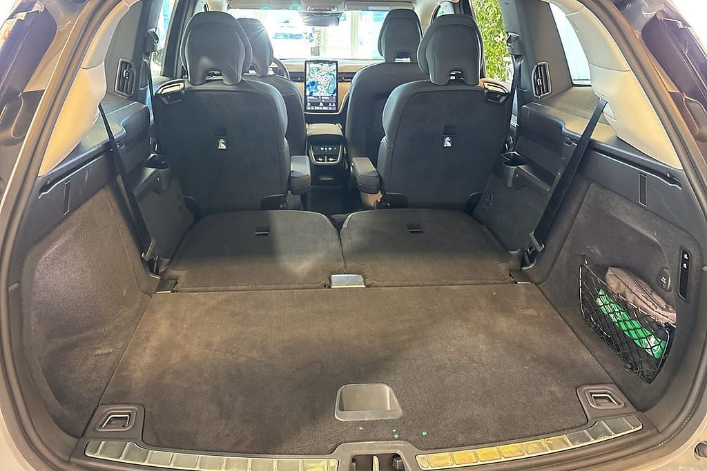 Vehicle Image 31