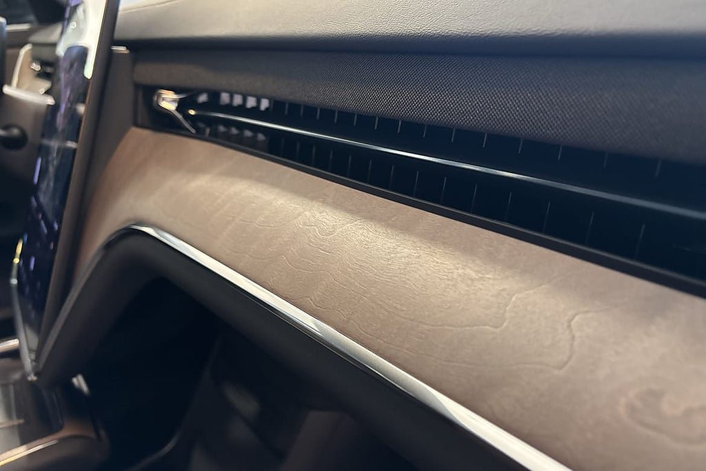 Vehicle Image 38