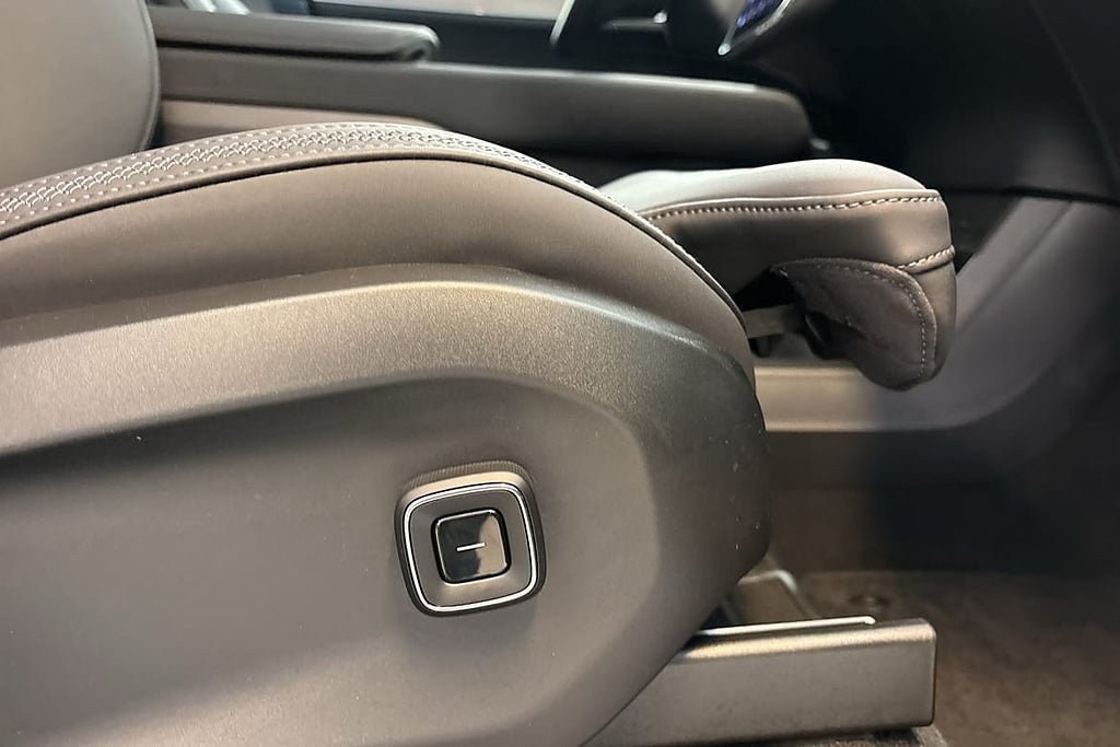 Vehicle Image 39