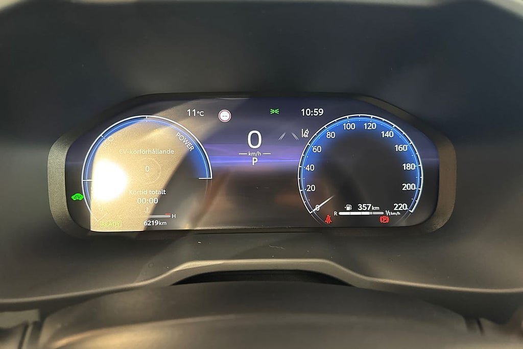 Vehicle Image 16