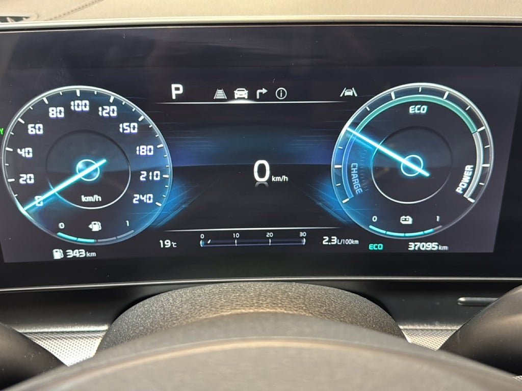 Vehicle Image 10